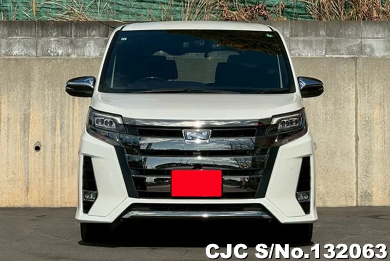 2021 Toyota / Voxy Stock No. 132063