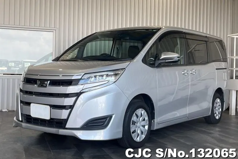 2021 Toyota / Noah Stock No. 132065