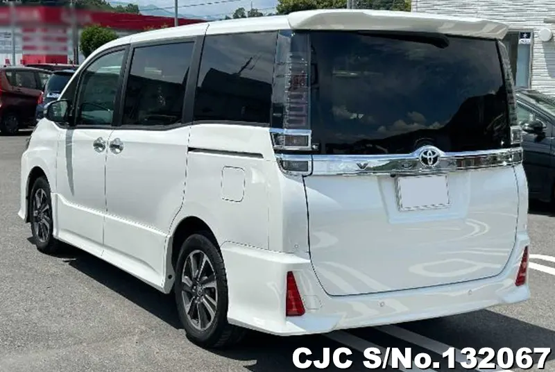 2021 Toyota / Voxy Stock No. 132067