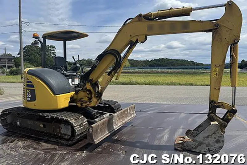 2015 Komatsu / PC55MR Excavator PC55MR-3