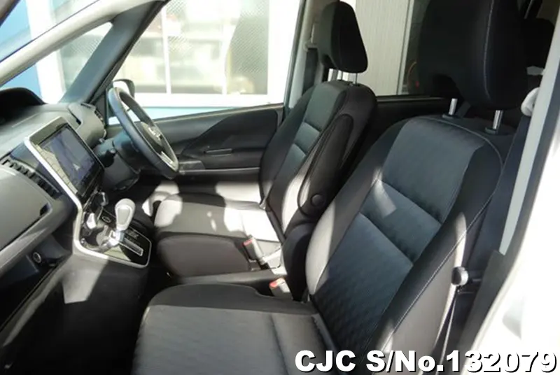 2021 Nissan / Serena Stock No. 132079