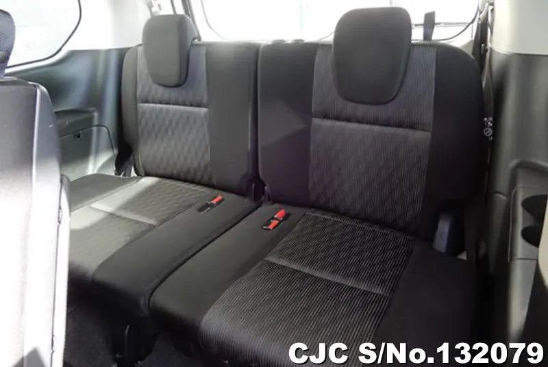 2021 Nissan / Serena Stock No. 132079