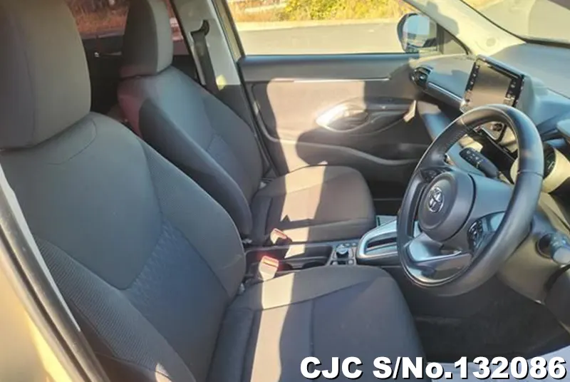 2022 Toyota / Yaris Cross Stock No. 132086