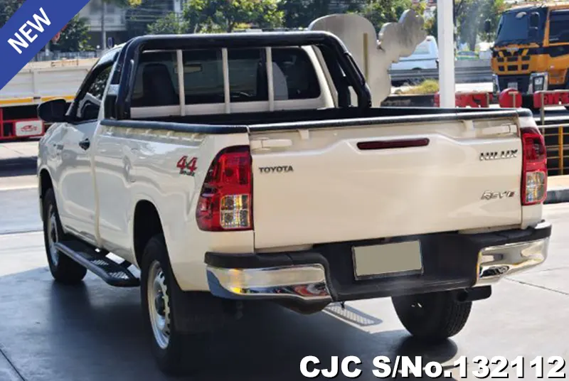 2022 Toyota / Hilux / Revo Stock No. 132112