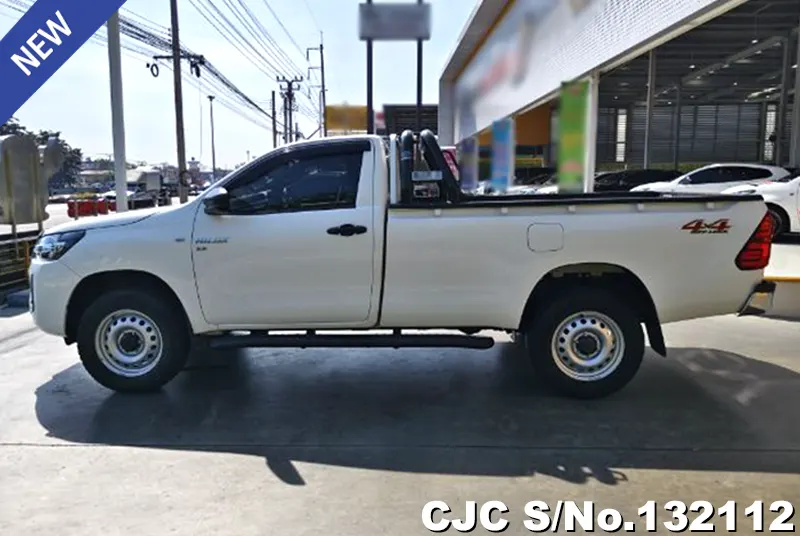 2022 Toyota / Hilux / Revo Stock No. 132112