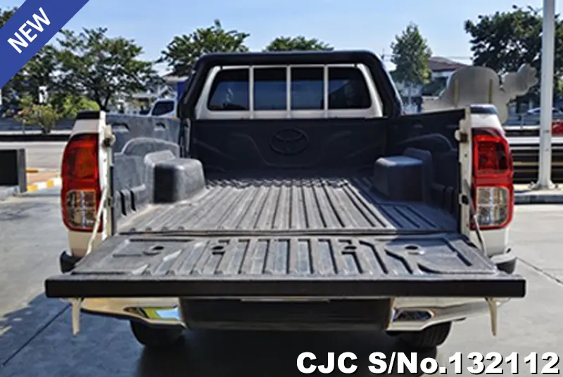 2022 Toyota / Hilux / Revo Stock No. 132112