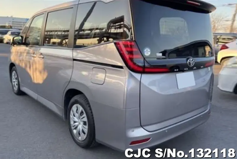 2023 Toyota / Noah Stock No. 132118