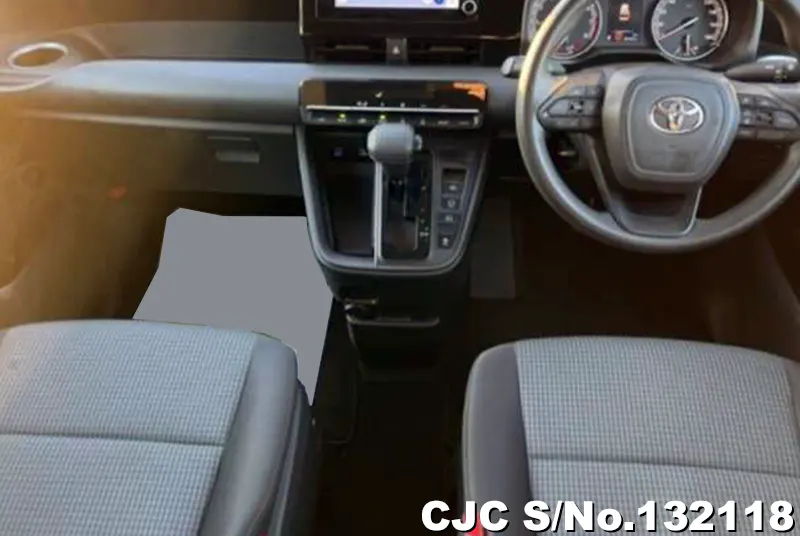 2023 Toyota / Noah Stock No. 132118