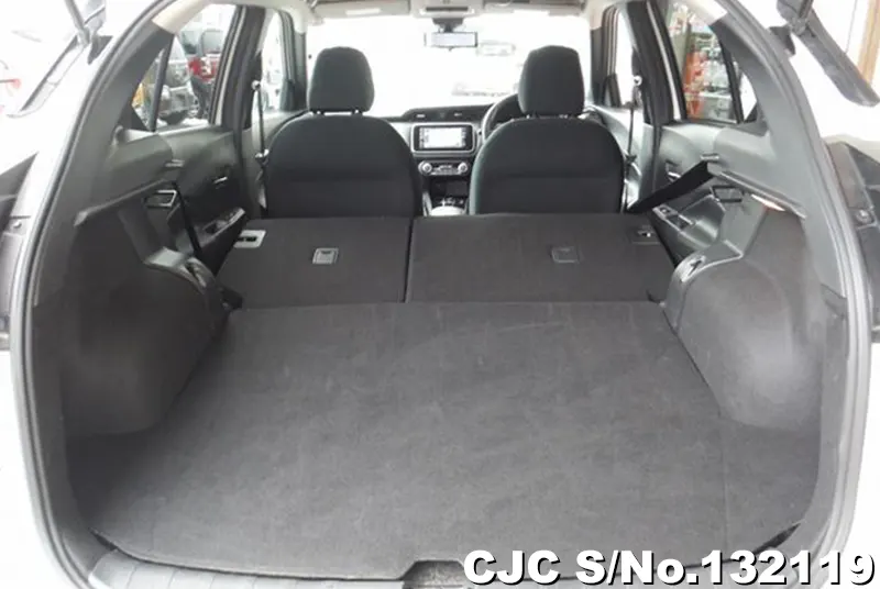 2023 Nissan / Kicks Stock No. 132119