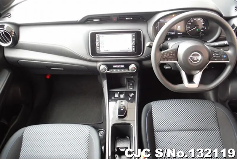 2023 Nissan / Kicks Stock No. 132119