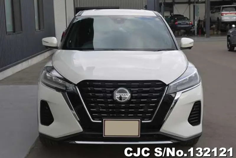 2023 Nissan / Kicks Stock No. 132121