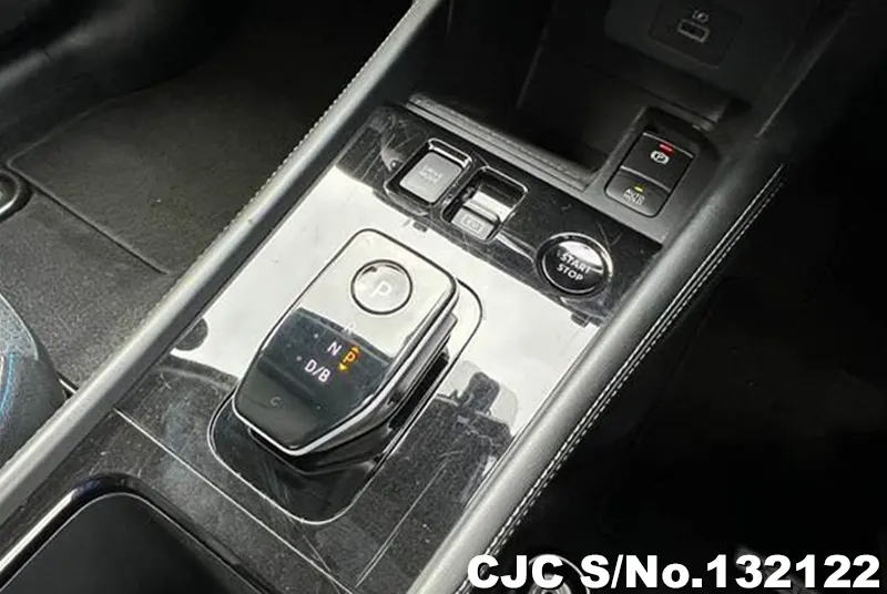 2023 Nissan / Kicks Stock No. 132122