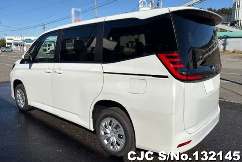 2025 Toyota / Noah Stock No. 132145