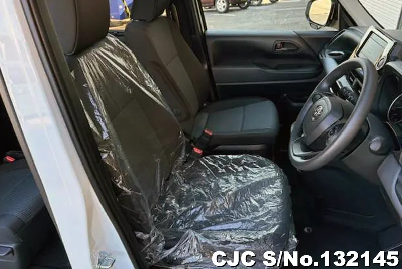 2025 Toyota / Noah Stock No. 132145