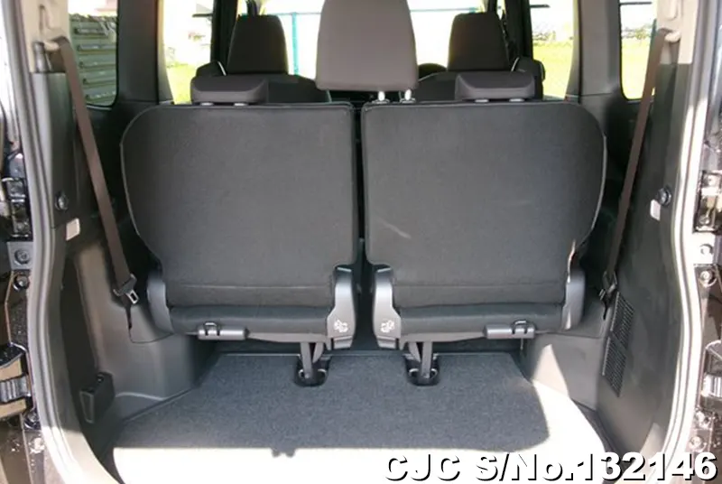 2025 Toyota / Noah Stock No. 132146