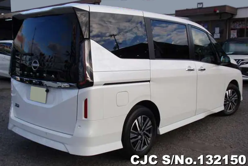 2025 Nissan / Serena Stock No. 132150
