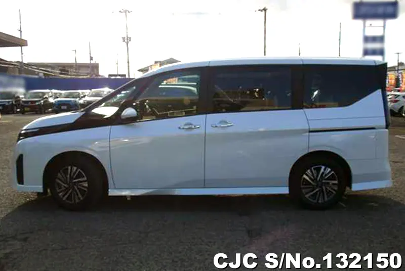 2025 Nissan / Serena Stock No. 132150