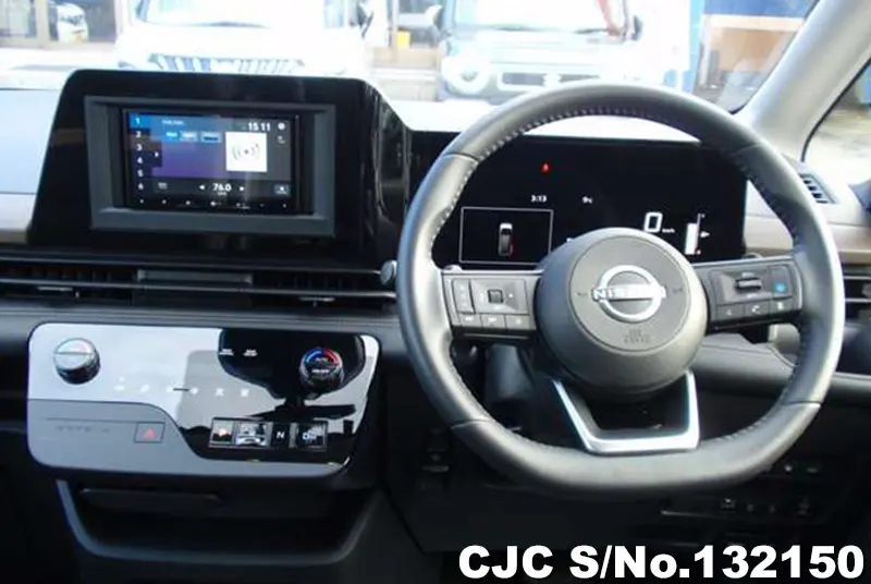 2025 Nissan / Serena Stock No. 132150