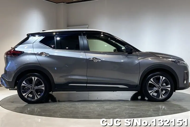2025 Nissan / Kicks Stock No. 132151