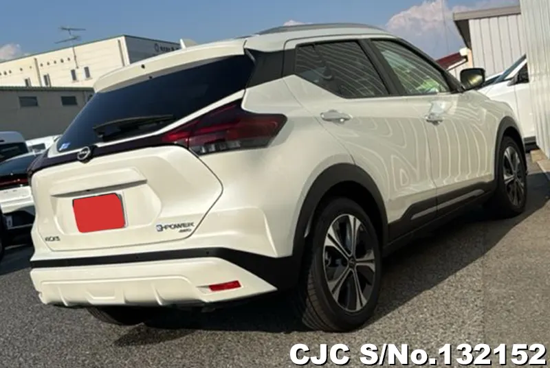 2025 Nissan / Kicks Stock No. 132152