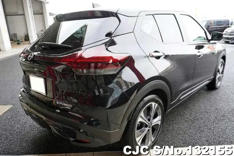 2025 Nissan / Kicks Stock No. 132155