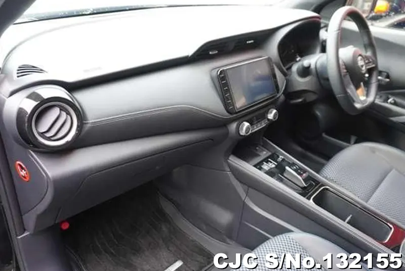 2025 Nissan / Kicks Stock No. 132155