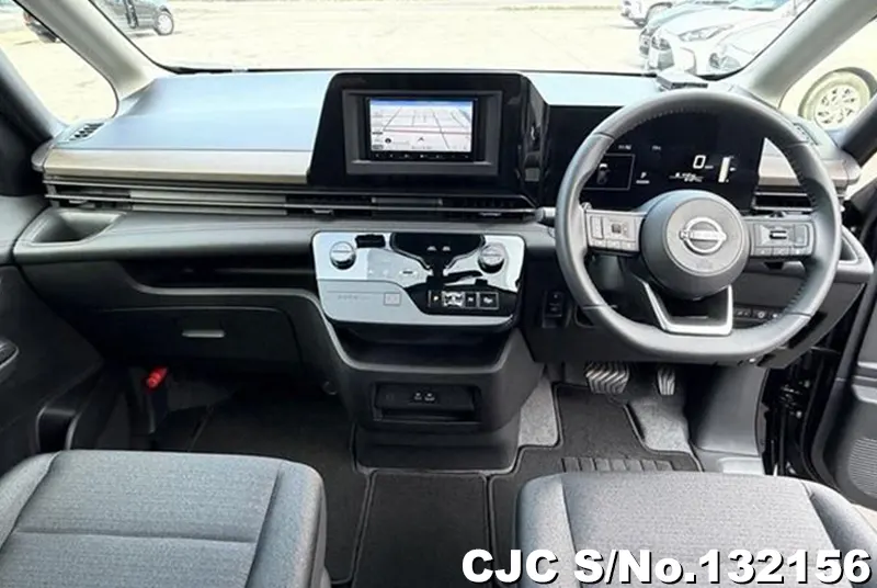 2025 Nissan / Serena Stock No. 132156