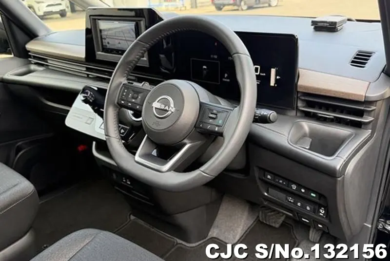 2025 Nissan / Serena Stock No. 132156