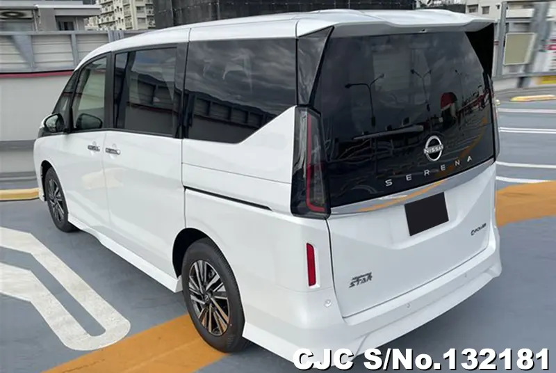 2026 Nissan / Serena Stock No. 132181