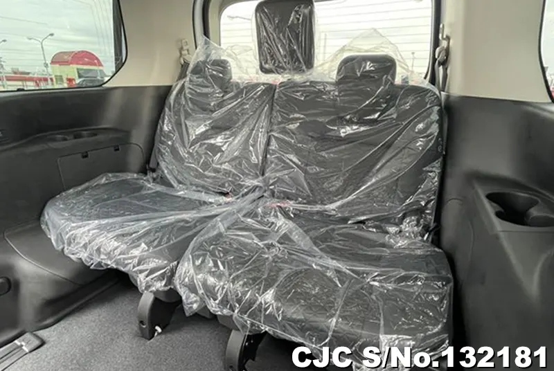 2026 Nissan / Serena Stock No. 132181