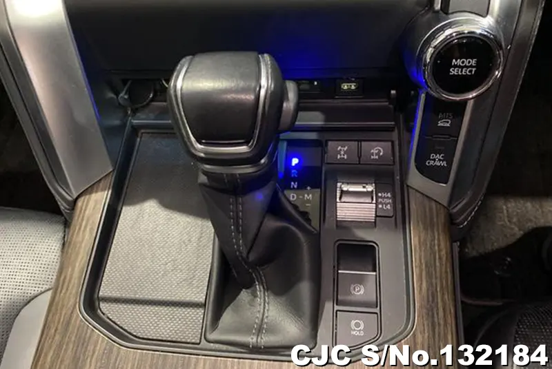 2022 Toyota / Land Cruiser Stock No. 132184
