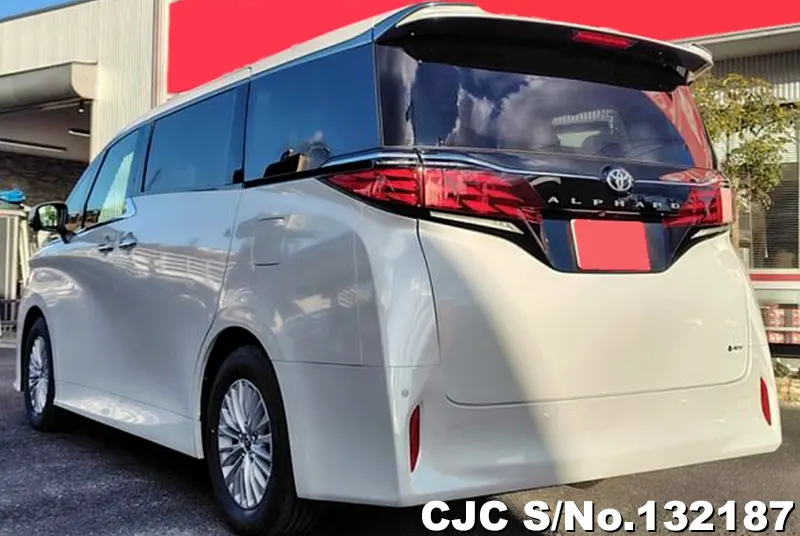 2026 Toyota / Alphard Stock No. 132187