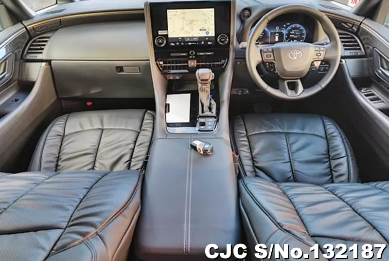 2026 Toyota / Alphard Stock No. 132187