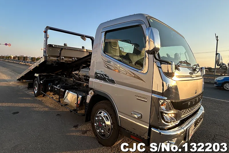 2022 Mitsubishi / Canter Stock No. 132203