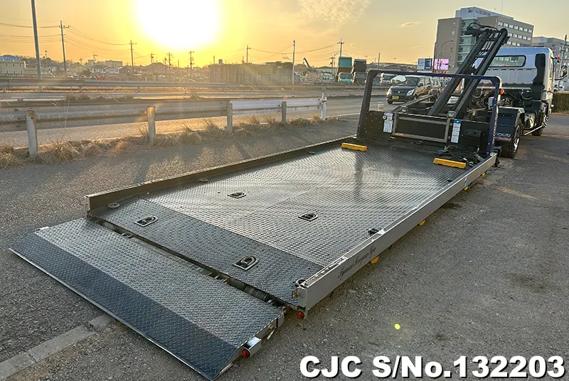 2022 Mitsubishi / Canter Stock No. 132203