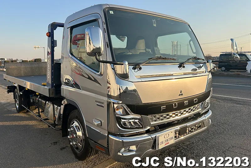 2022 Mitsubishi / Canter Stock No. 132203