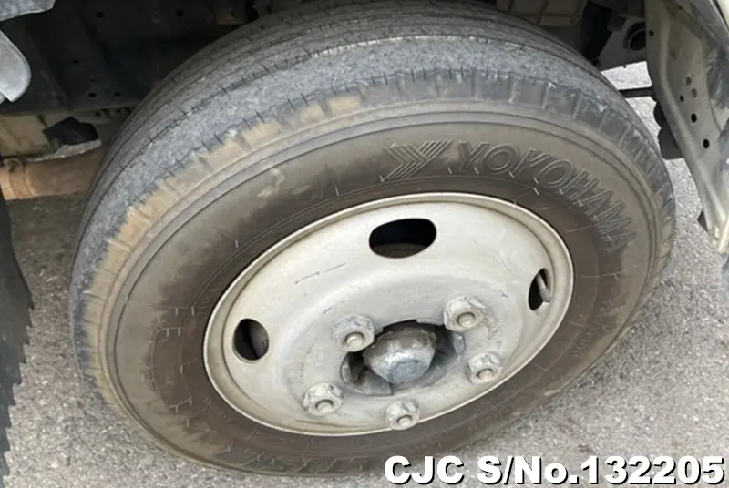 2007 Isuzu / Elf Stock No. 132205