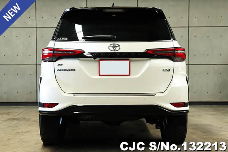 2021 Toyota / Fortuner Stock No. 132213