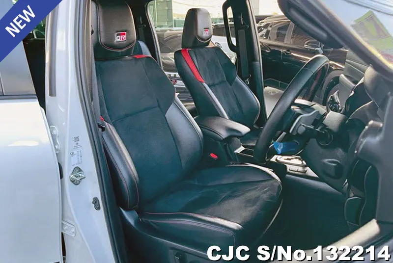 2023 Toyota / Hilux / Revo Stock No. 132214