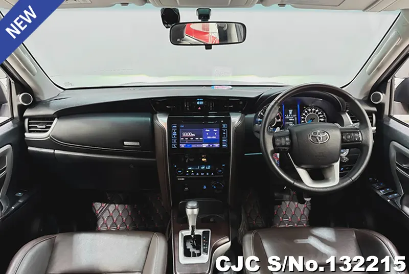 2019 Toyota / Fortuner Stock No. 132215