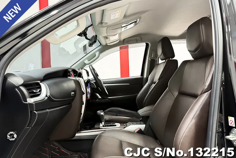 2019 Toyota / Fortuner Stock No. 132215