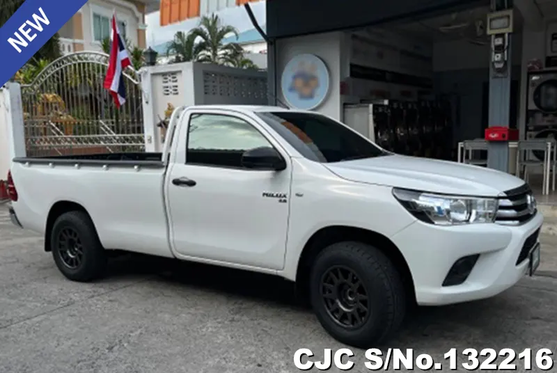2016 Toyota / Hilux / Revo Stock No. 132216