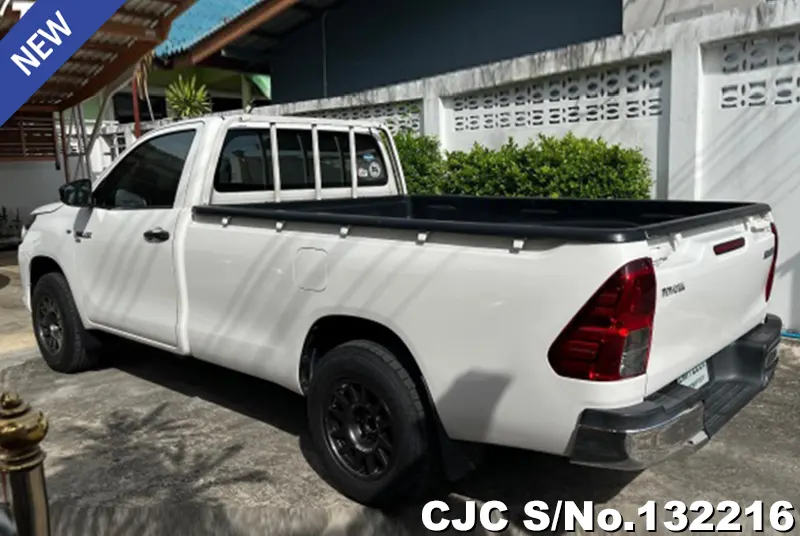 2016 Toyota / Hilux / Revo Stock No. 132216