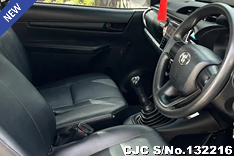 2016 Toyota / Hilux / Revo Stock No. 132216