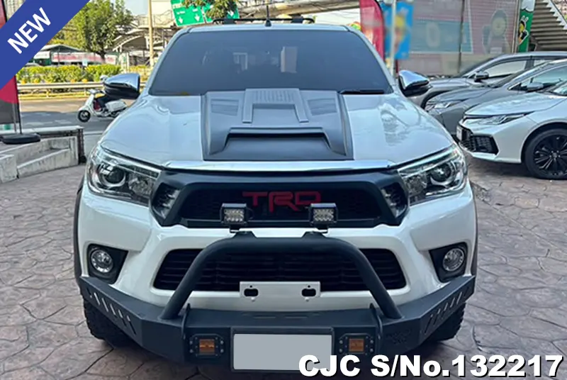 2017 Toyota / Hilux / Revo Stock No. 132217