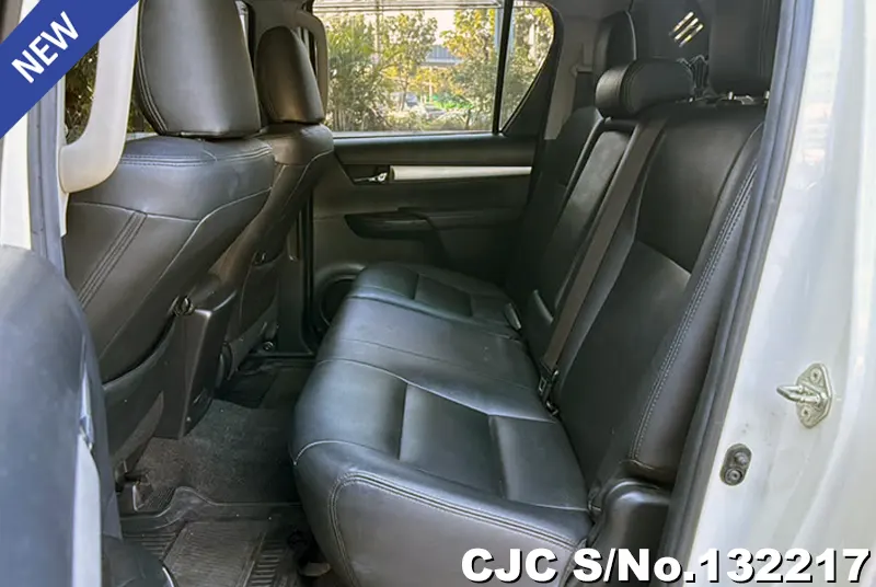 2017 Toyota / Hilux / Revo Stock No. 132217