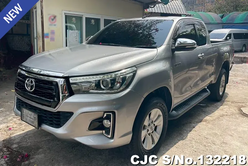 2017 Toyota / Hilux / Revo Stock No. 132218