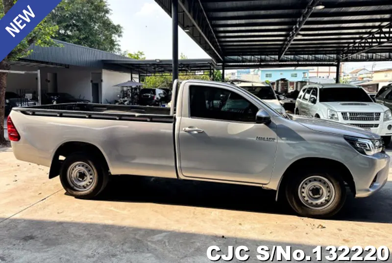 2018 Toyota / Hilux / Revo Stock No. 132220