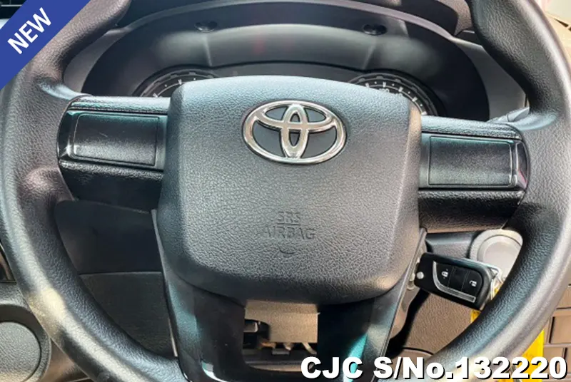 2018 Toyota / Hilux / Revo Stock No. 132220