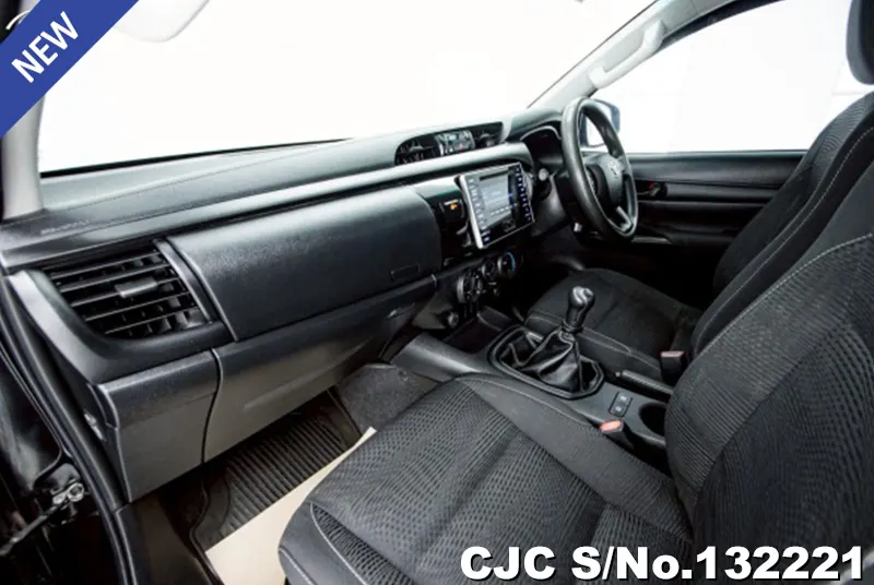 2018 Toyota / Hilux / Revo Stock No. 132221